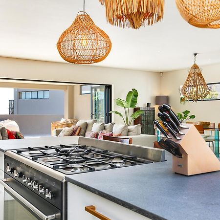Solar-Powered Mountain Retreat With Natural Pool Cape Town Bagian luar foto